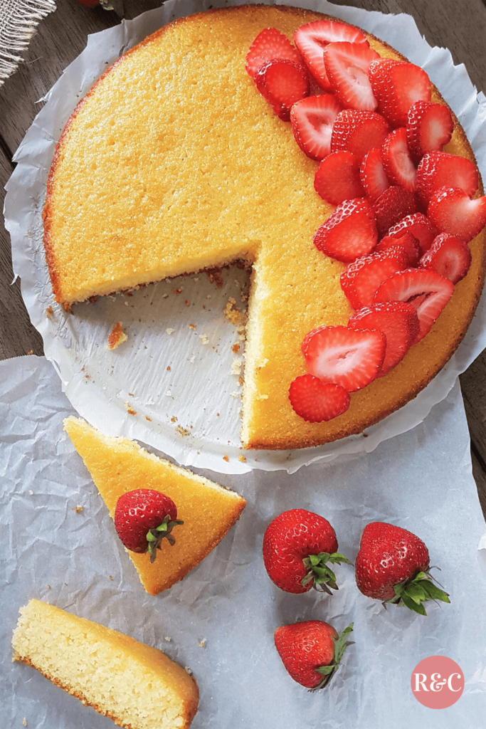 Semolina cake and two pieces with fresh strawberries
